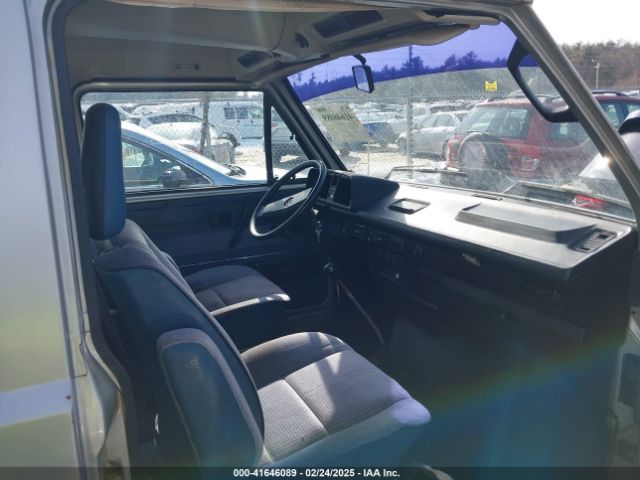 1986 VOLKSWAGEN VANAGON WV2YB0251GG004597 Photo 4