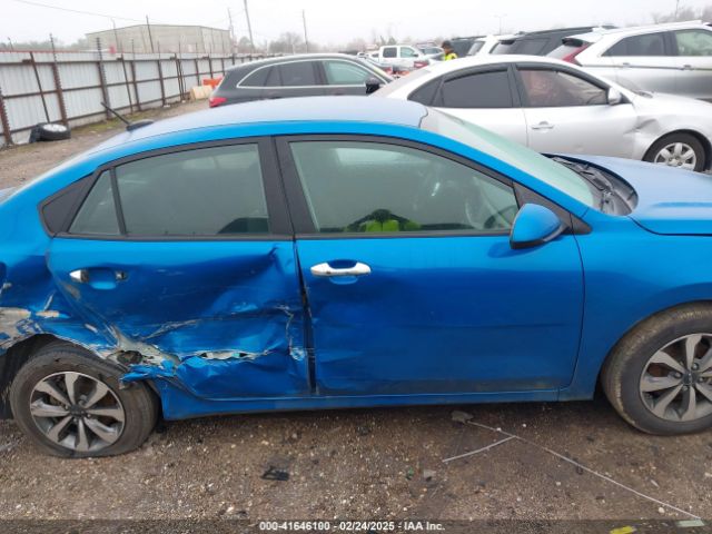 3KPA24AD0NE458613 KIA RIO S
