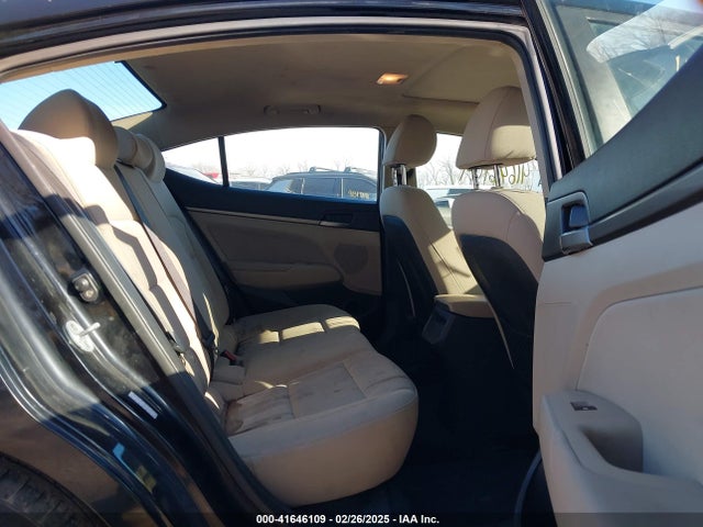 KMHD84LF0HU238903 Hyundai Elantra Value Edition