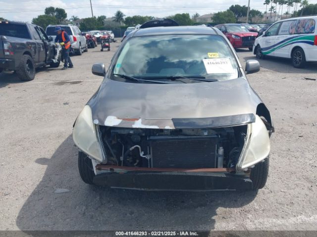 3N1CN7AP9EL824319 Nissan Versa 1.6 Sv