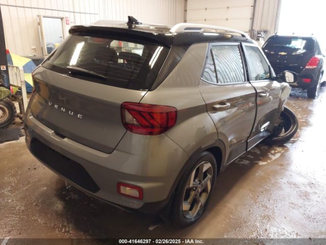 KMHRC8A37NU174410 Hyundai Venue Limited