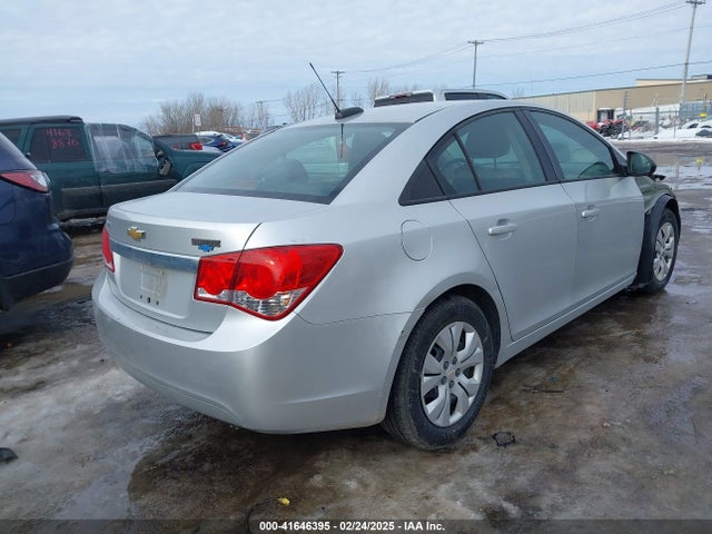 1G1PA5SH1F7202821 Chevrolet Cruze Ls Auto