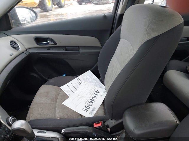 1G1PA5SH1F7202821 Chevrolet Cruze Ls Auto