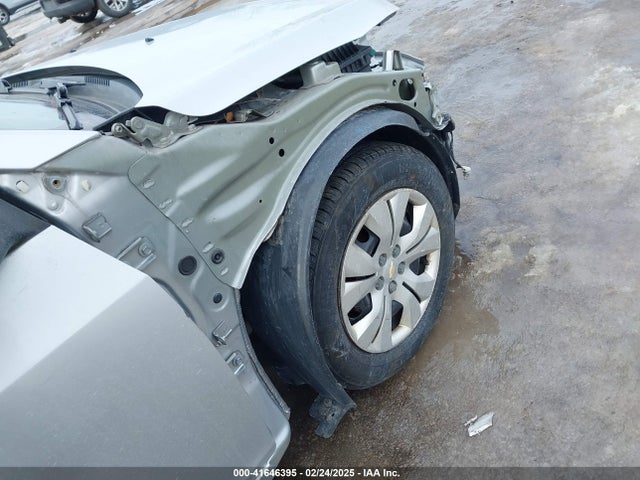 1G1PA5SH1F7202821 Chevrolet Cruze Ls Auto