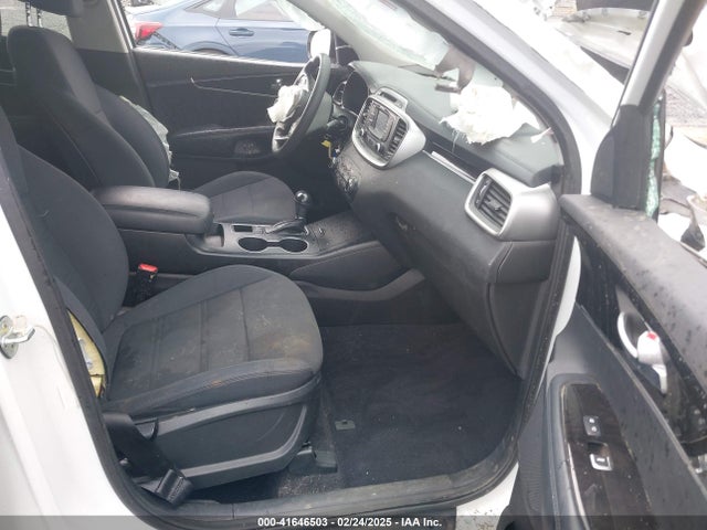 5XYPGDA56HG326533 KIA Sorento 3.3l Lx