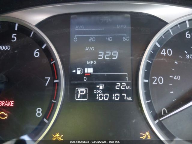 3N1CN8DV1LL861717 Nissan Versa S Xtronic Cvt