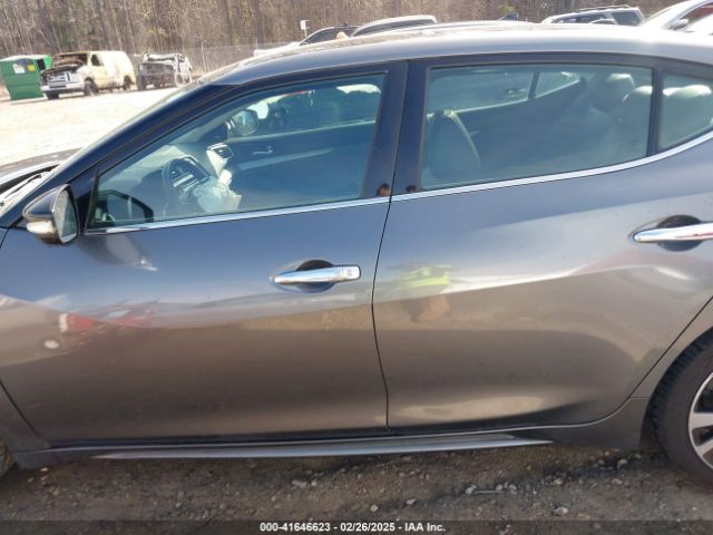 1N4AA6AP7JC397986 Nissan Maxima 3.5 Sl