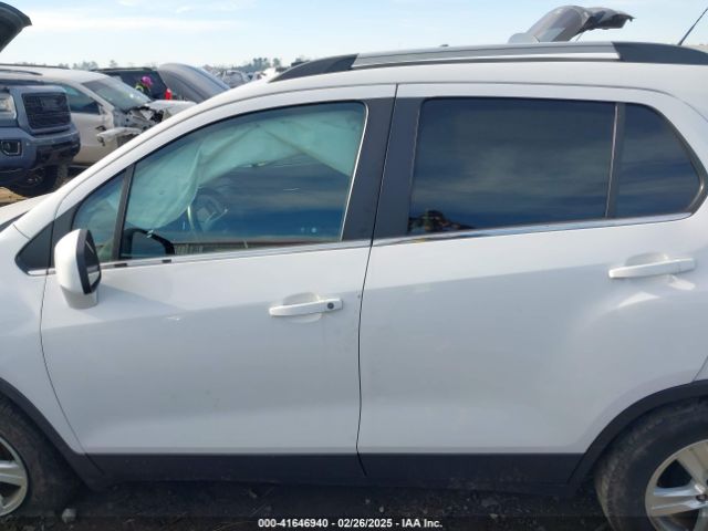 3GNCJLSB0KL252662 Chevrolet Trax Lt