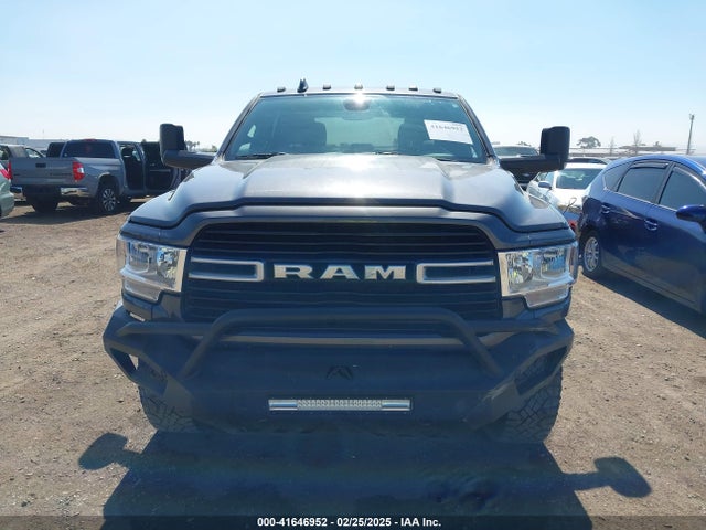 3C6UR5DL5KG607820 RAM 2019