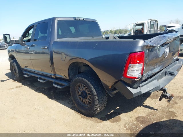 3C6UR5DL5KG607820 RAM 2019