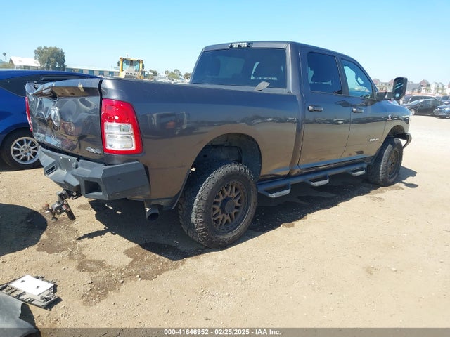 3C6UR5DL5KG607820 RAM 2019