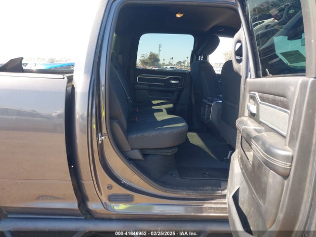 3C6UR5DL5KG607820 RAM 2019