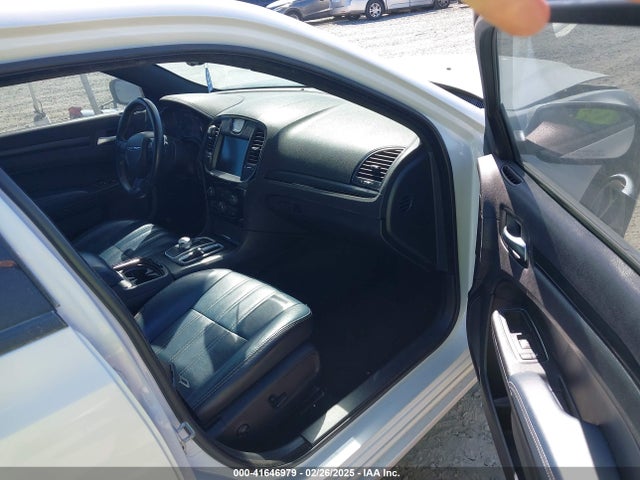 Chrysler 300 300s 2015 2C3CCABG9FH736013 Image 5