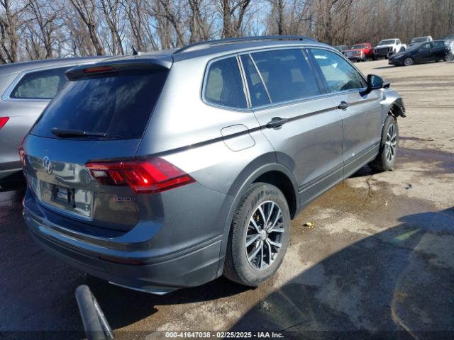 2019 VOLKSWAGEN TIGUAN 3VV2B7AX5KM006739 Photo 3