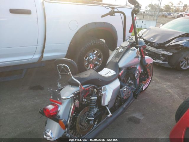 2004 HARLEY-DAVIDSON FLHRCI 1HD1FRW1X4Y733380 Photo 3