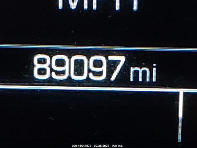 1GNERGKW1KJ281056 Chevrolet Traverse 1lt