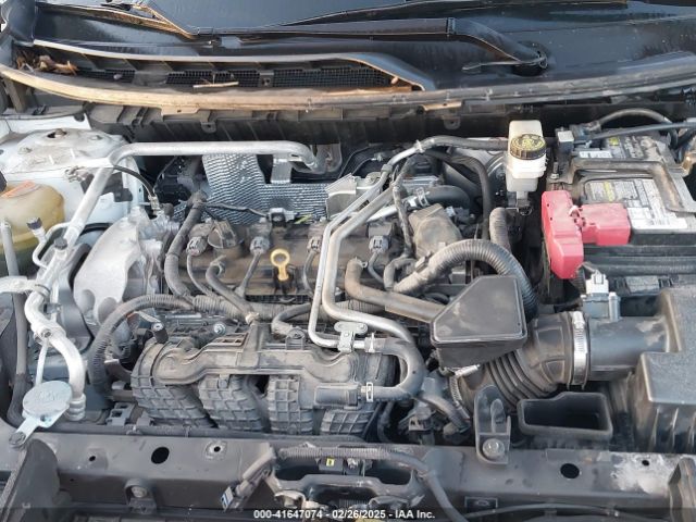 JN8AT3AA8MW005927 Nissan Rogue S Fwd