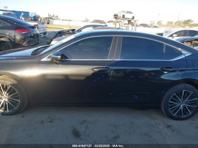 58ADA1C10NU022528 Lexus ES 300H