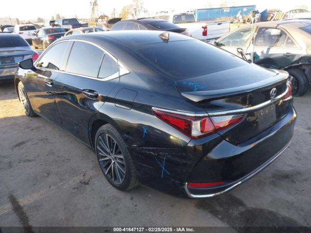 58ADA1C10NU022528 Lexus ES 300H