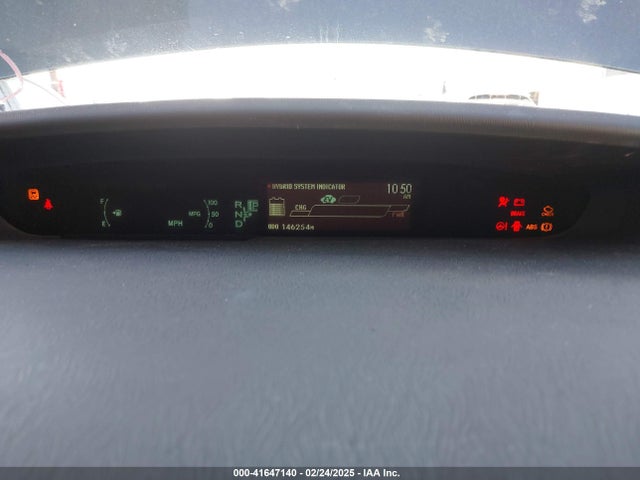 JTDKN3DU8E0393245 Toyota Prius Two