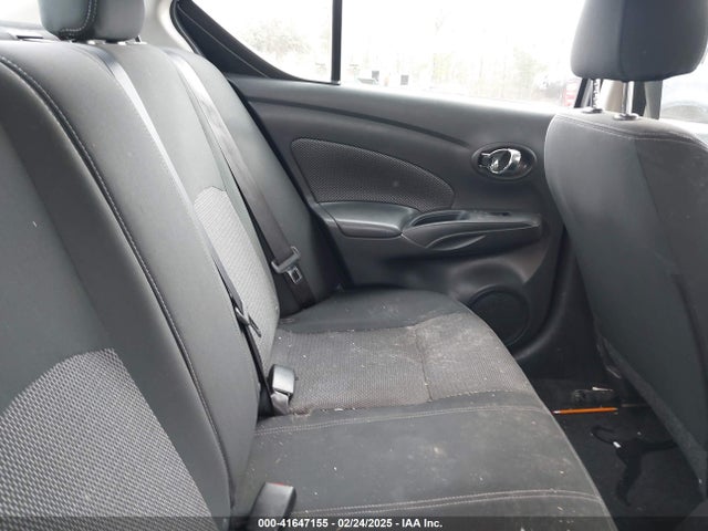 3N1CN7AP8JL885977 Nissan Versa 1.6 Sv