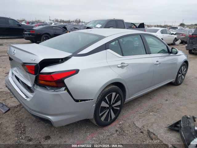 1N4BL4DW2NN336027 Nissan Altima Sv Intelligent Awd