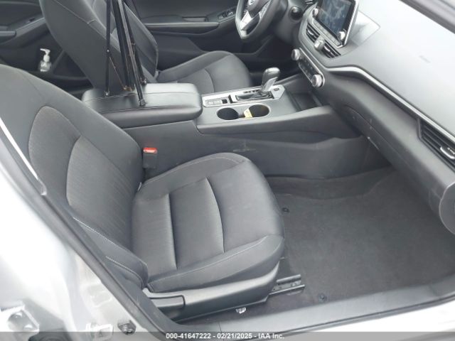 1N4BL4DW2NN336027 Nissan Altima Sv Intelligent Awd