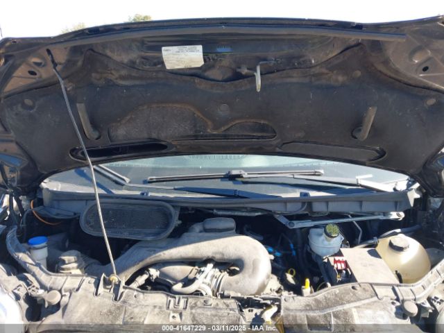1FBZX2ZM1HKB13397 Ford Transit Xlt