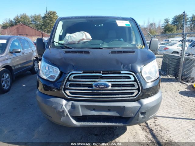 1FBZX2ZM1HKB13397 Ford Transit Xlt