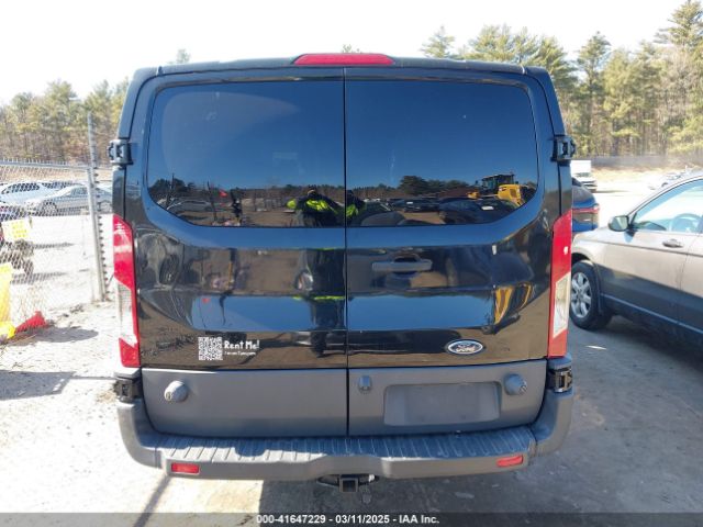1FBZX2ZM1HKB13397 Ford Transit Xlt