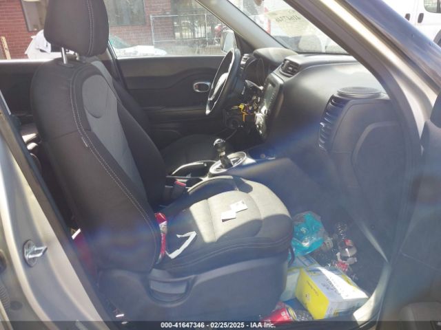 2018 KIA SOUL KNDJP3A5XJ7516760 Photo 4