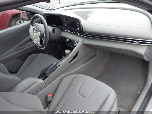 KMHLM4AG4NU297158 Hyundai ELANTRA SEL