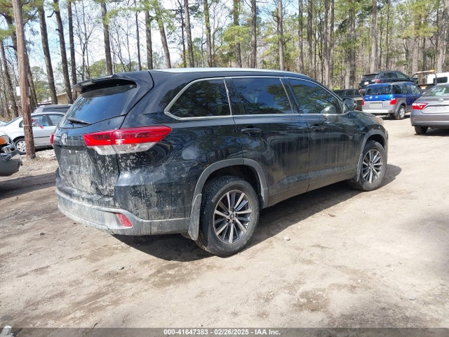 5TDJZRFH9HS442134 Toyota Highlander Xle