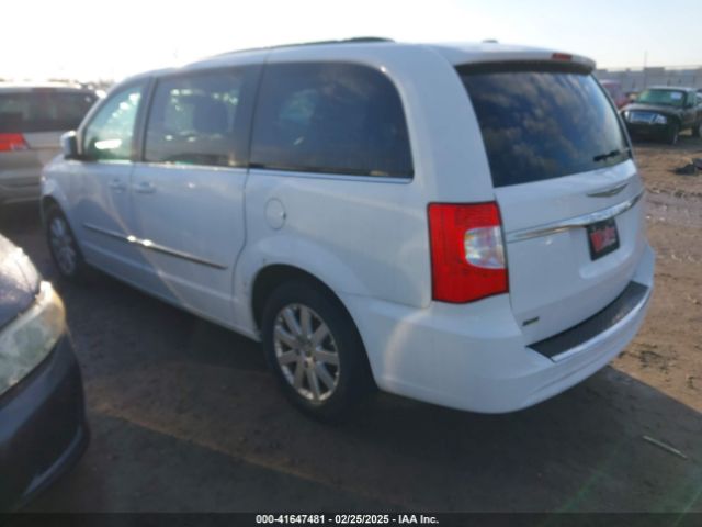 2014 CHRYSLER TOWN & COUNTRY 2C4RC1BG5ER343804 Photo 2