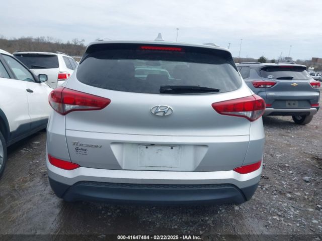 KM8J33A40JU612056 Hyundai TUCSON SEL