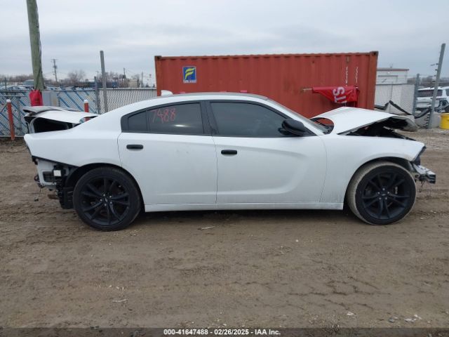 2C3CDXHG5JH306995 Dodge Charger Sxt Plus Rwd