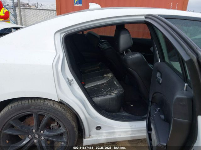 2C3CDXHG5JH306995 Dodge Charger Sxt Plus Rwd
