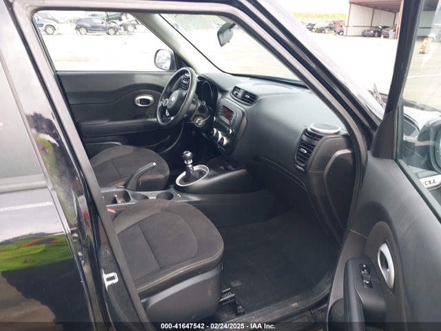 KNDJN2A2XG7332644 KIA Soul