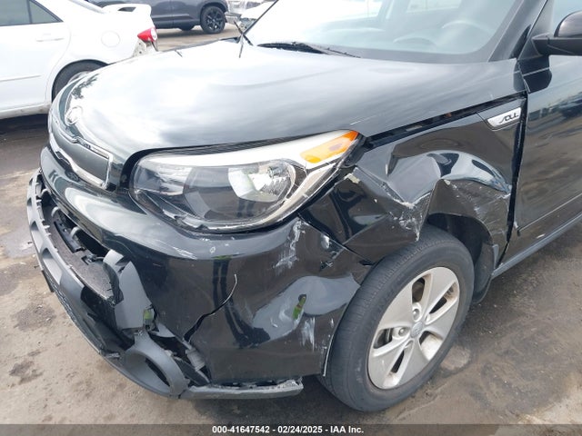 KNDJN2A2XG7332644 KIA Soul