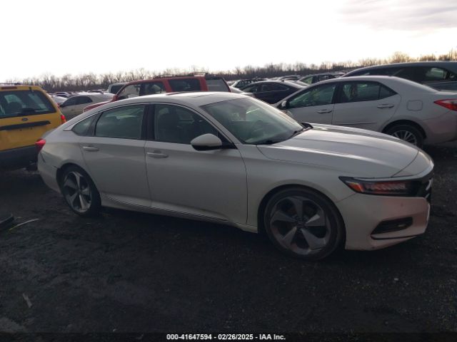 1HGCV1F9XJA042442 Honda Accord Touring