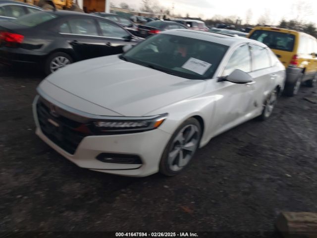 1HGCV1F9XJA042442 Honda Accord Touring