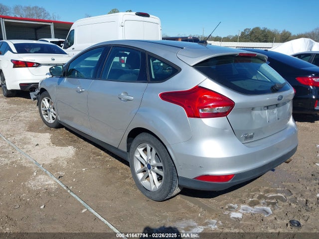 1FADP3K22JL280202 Ford FOCUS SE