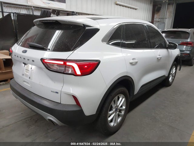 1FMCU9G65LUA15487 Ford ESCAPE SE