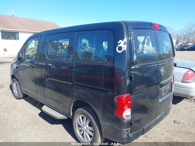 3N8CM0JT8GK700639 Nissan NV200 TAXI