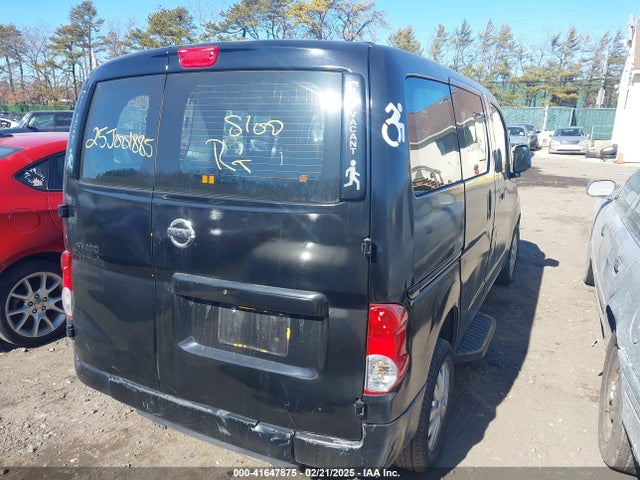 3N8CM0JT8GK700639 Nissan NV200 TAXI