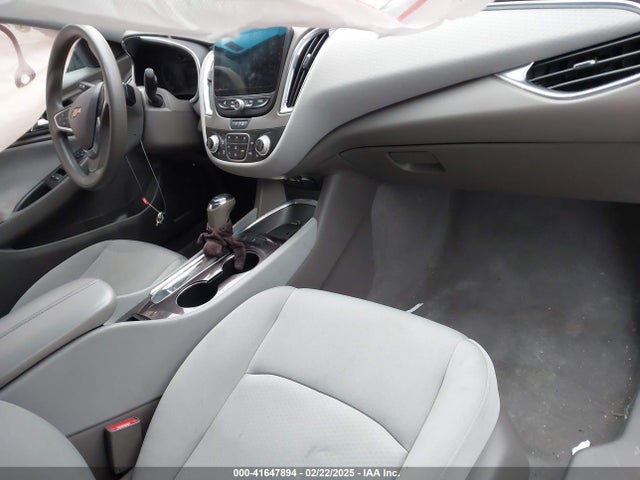 1G1ZD5STXLF069661 Chevrolet Malibu Fwd Lt