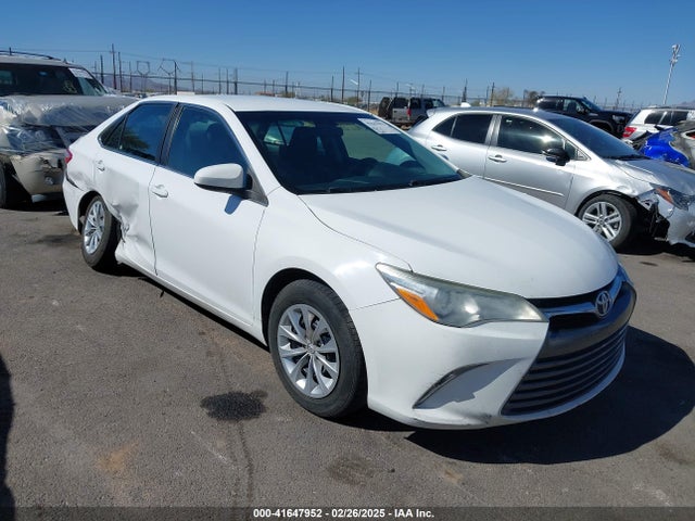 Toyota CAMRY LE 2016 4T1BF1FK0GU144085 Image 1
