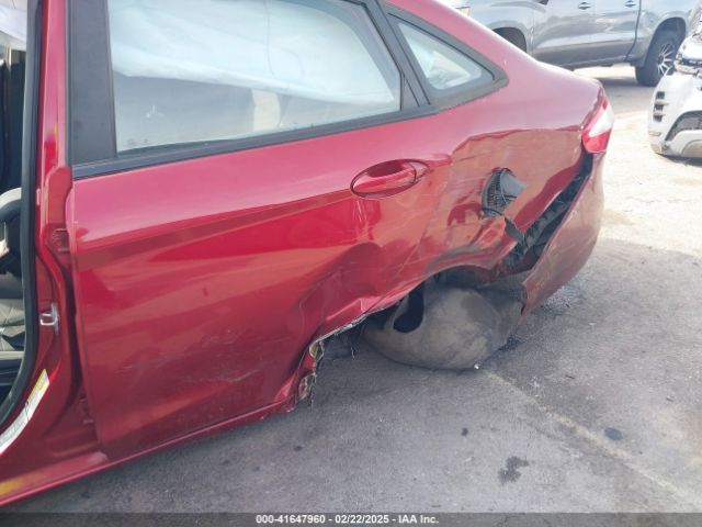 3FADP4BJ9FM113760 Ford FIESTA SE