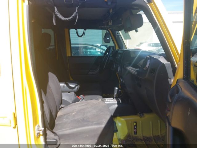 1C4BJWDG7FL731287 Jeep Wrangler Unlimited Sport