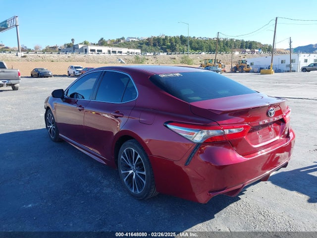 4T1B11HK5JU543500 Toyota CAMRY SE